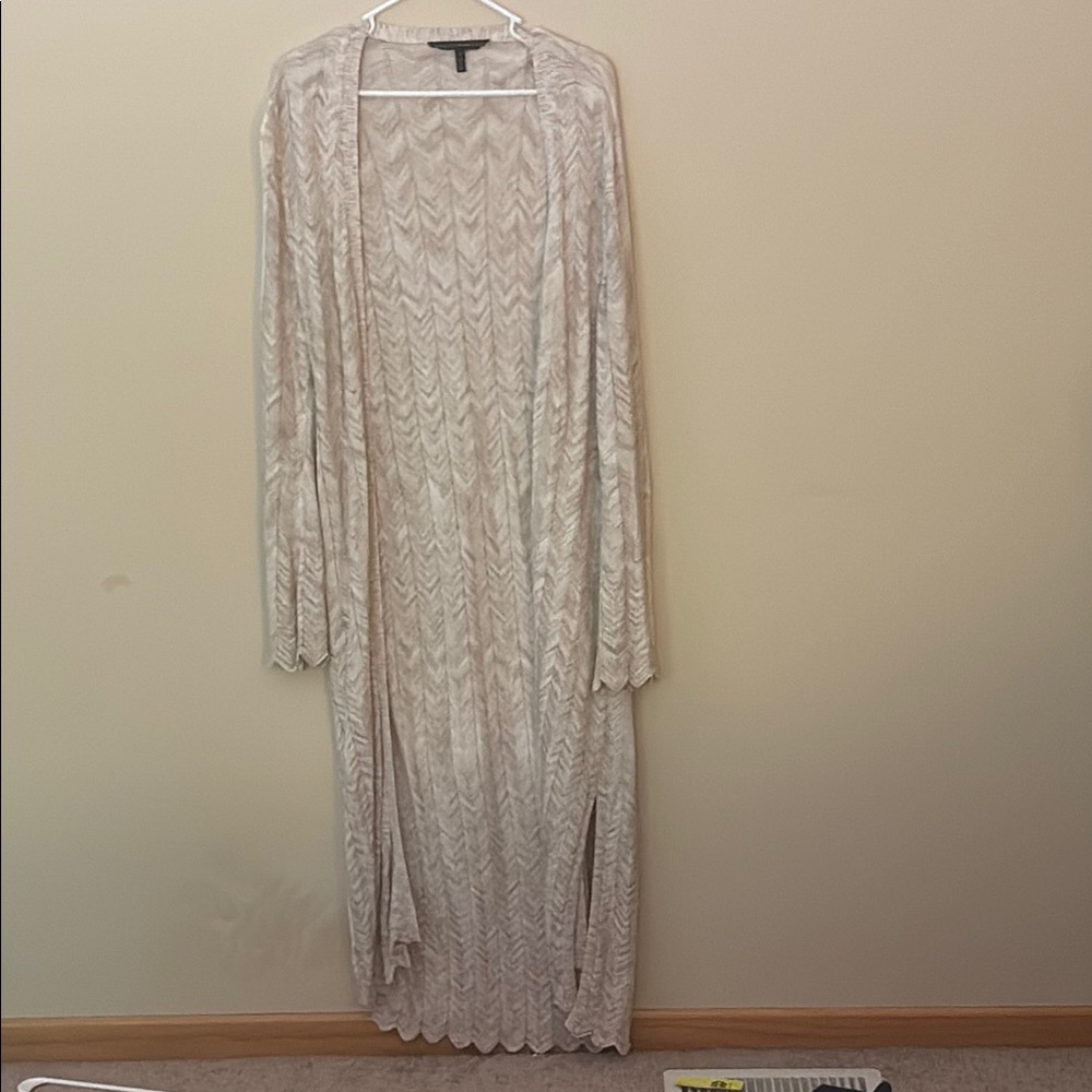 White House Black Market Cream Knit Cardigan